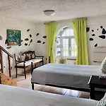 Casa Hortensia * Lomba (Flores)