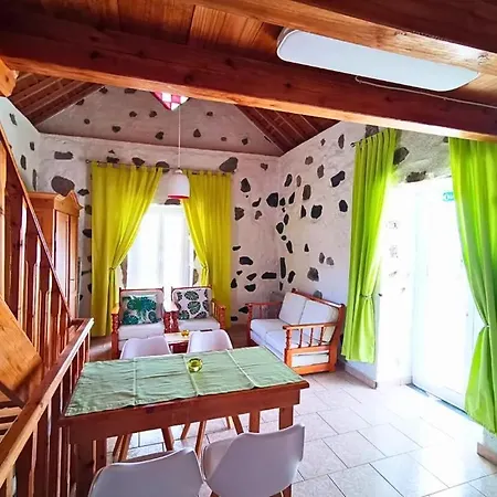 Apartament Casa Hortensia Lomba (Flores)