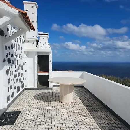 Casa Hortensia Lomba (Flores)